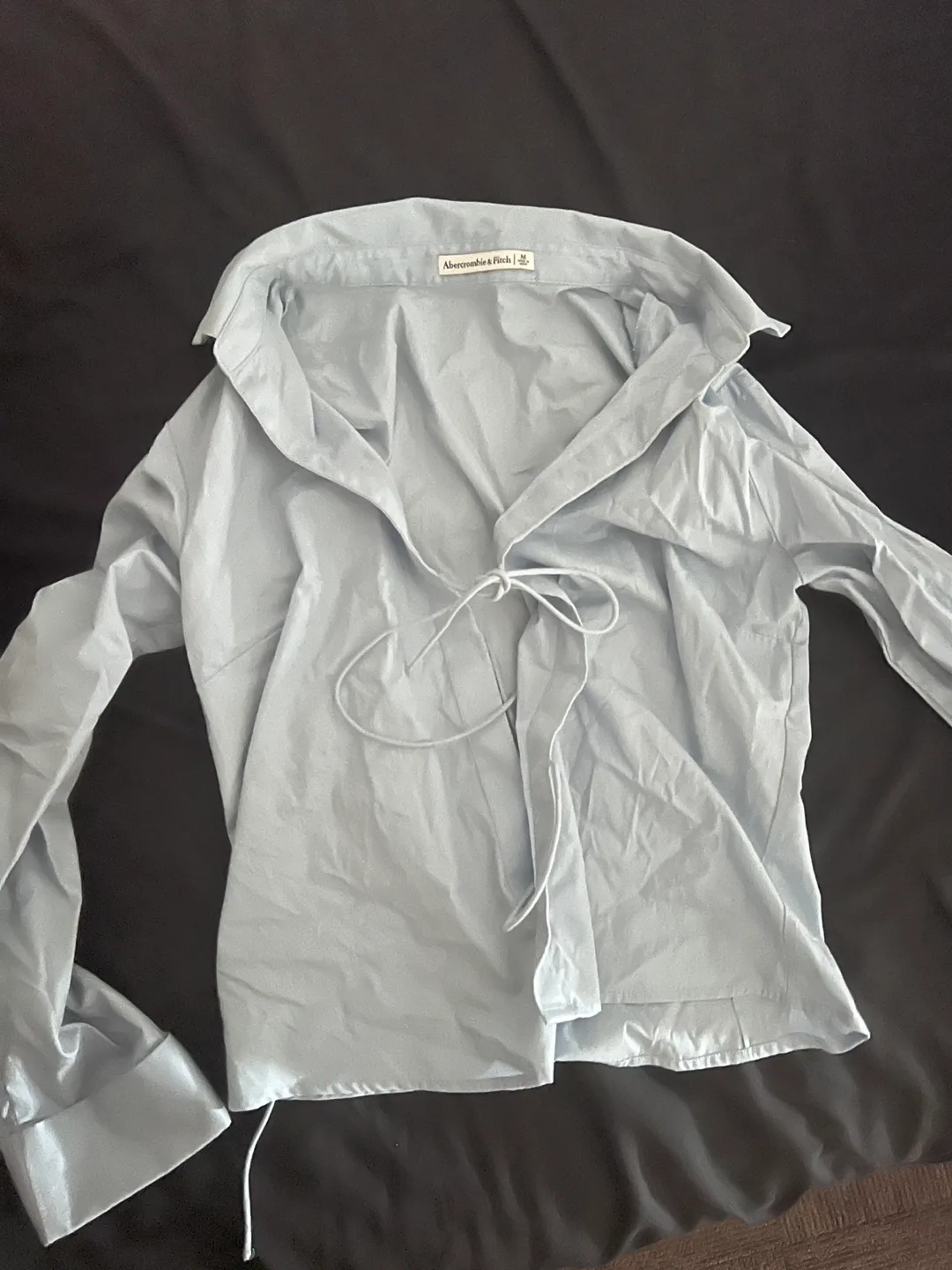 Abercrombie & Fitch Light Blue Blouse - Size M thumbnail