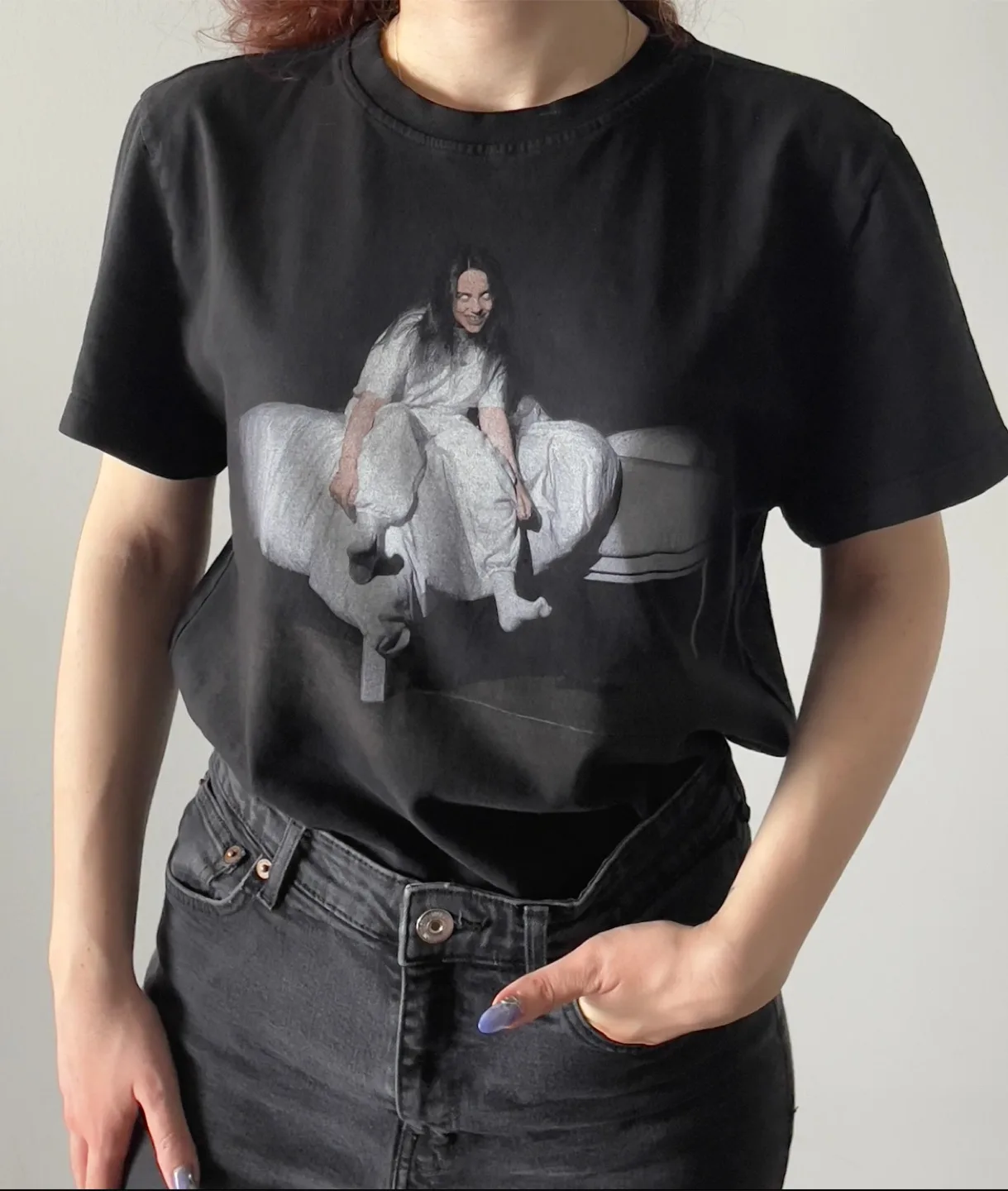 LIMITED EDITION Billie Eilish Black T-shirt image indicator(4)