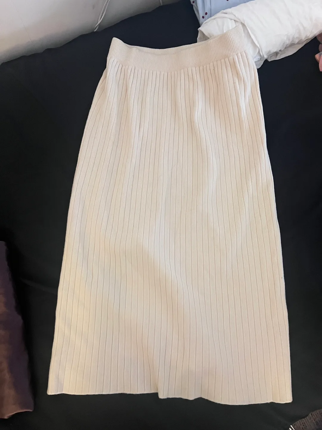 Cream Ribbed Knit Skirt thumbnail