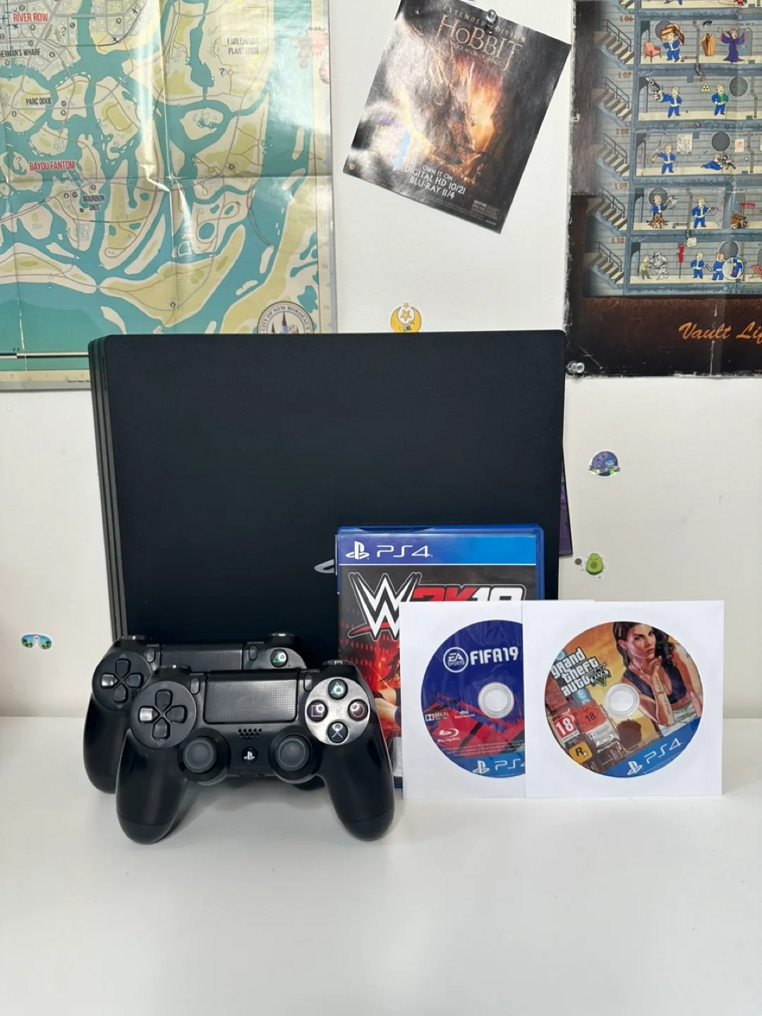PlayStation 4 Pro + Games thumbnail
