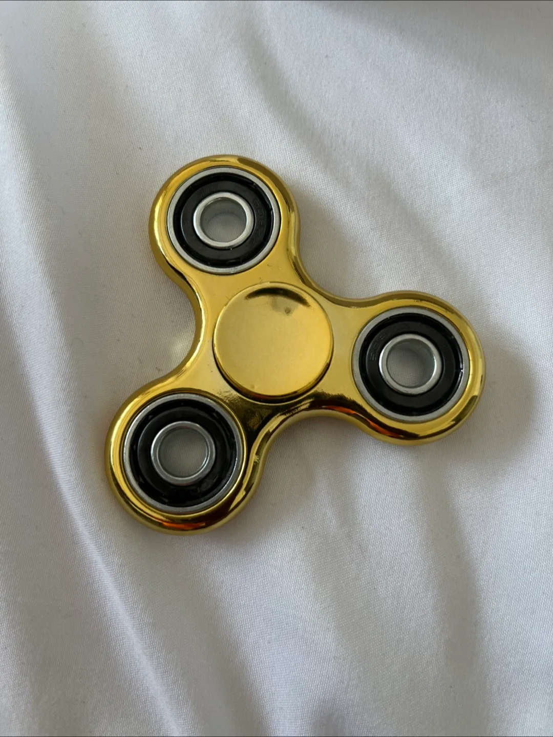 Gold coloured Fidget Spinner thumbnail