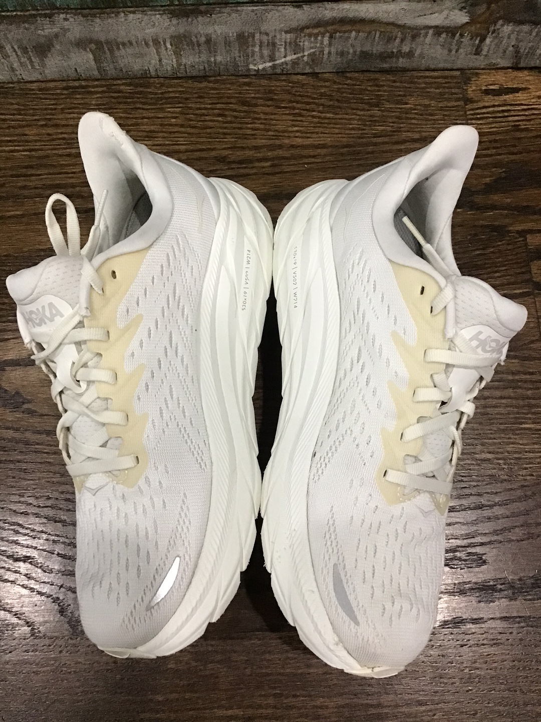 Hoka Clifton 8 Women's Running Shoes - Size 8 White - photo 3