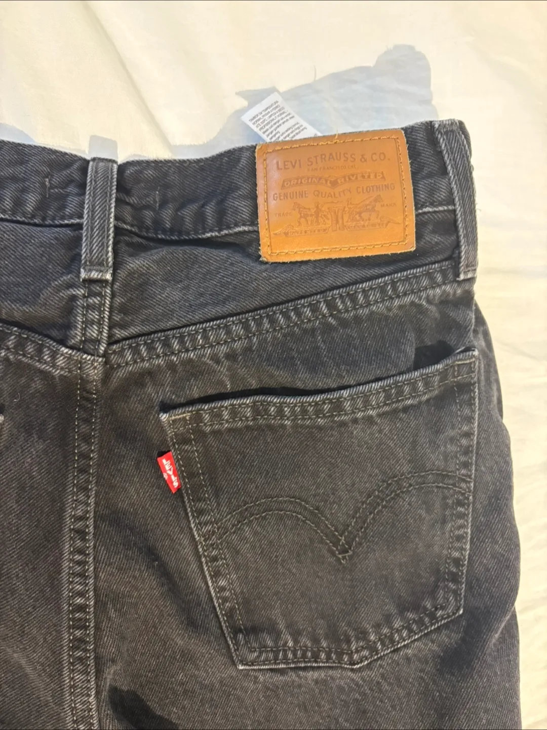 Levi's women Dad Jean, Size 27, Black image indicator(6)