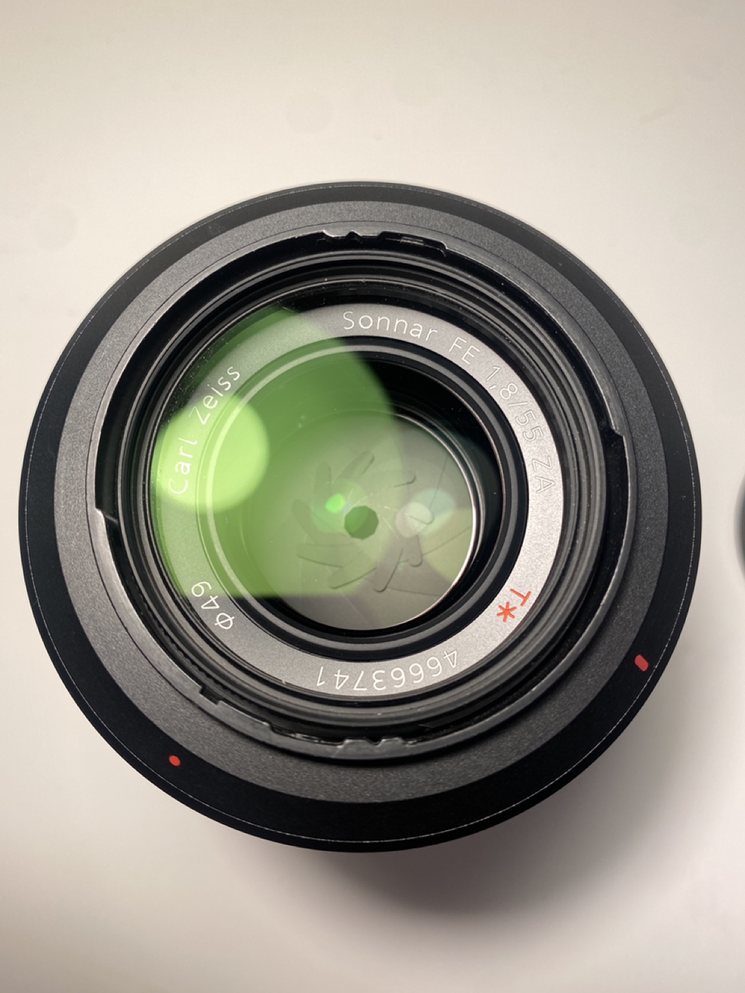 Sony Carl Zeiss Sonnar FE 1.8/55 ZA Lens - photo 2