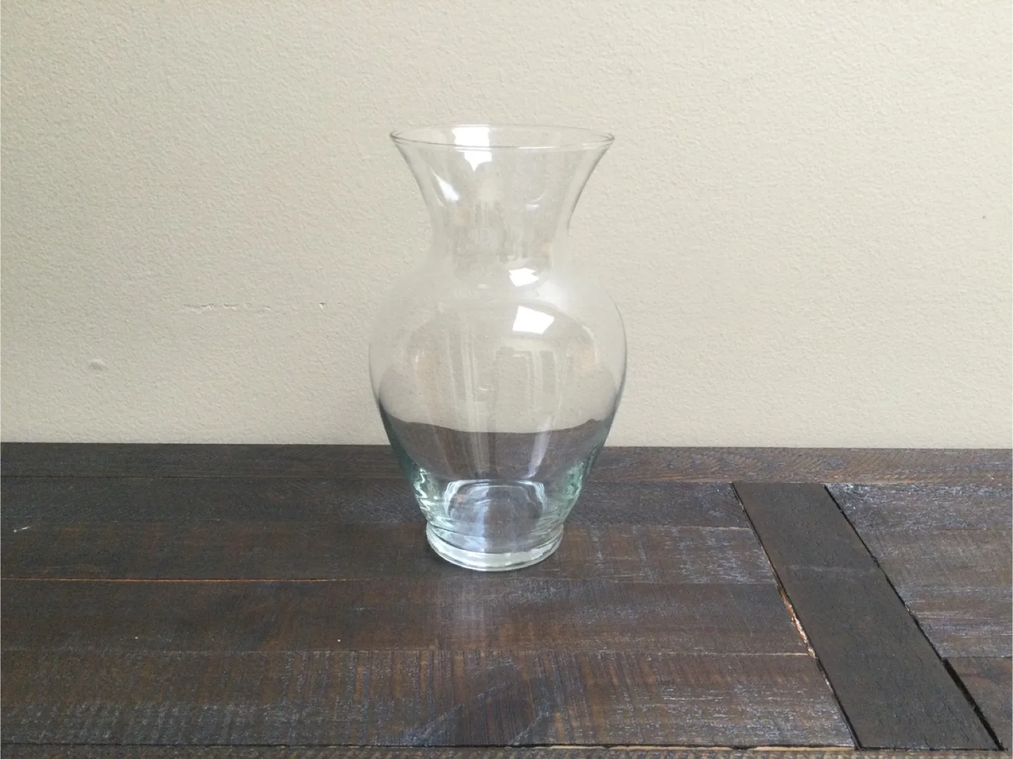 🇨🇦Clear Glass Vase thumbnail