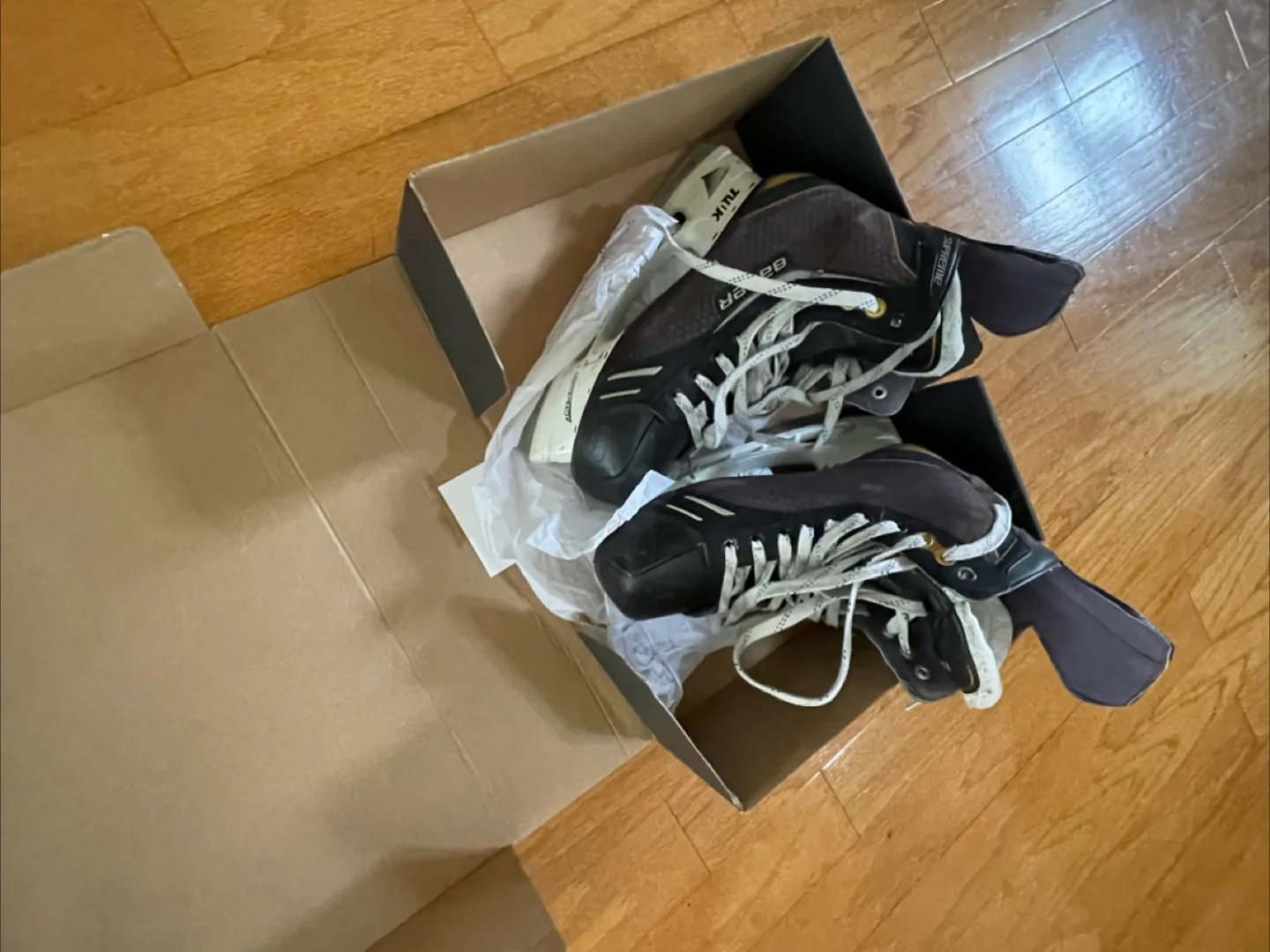 Bauer Ice Skates - Size US 11 thumbnail