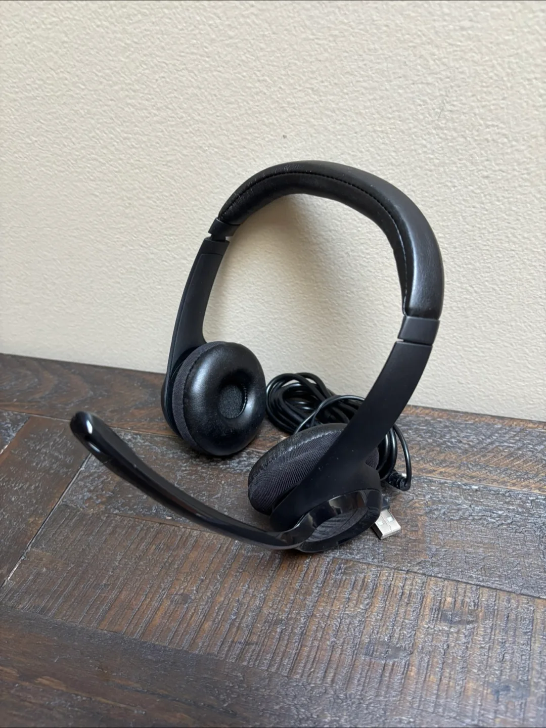 Logitech H390 Headset - Black image indicator(2)