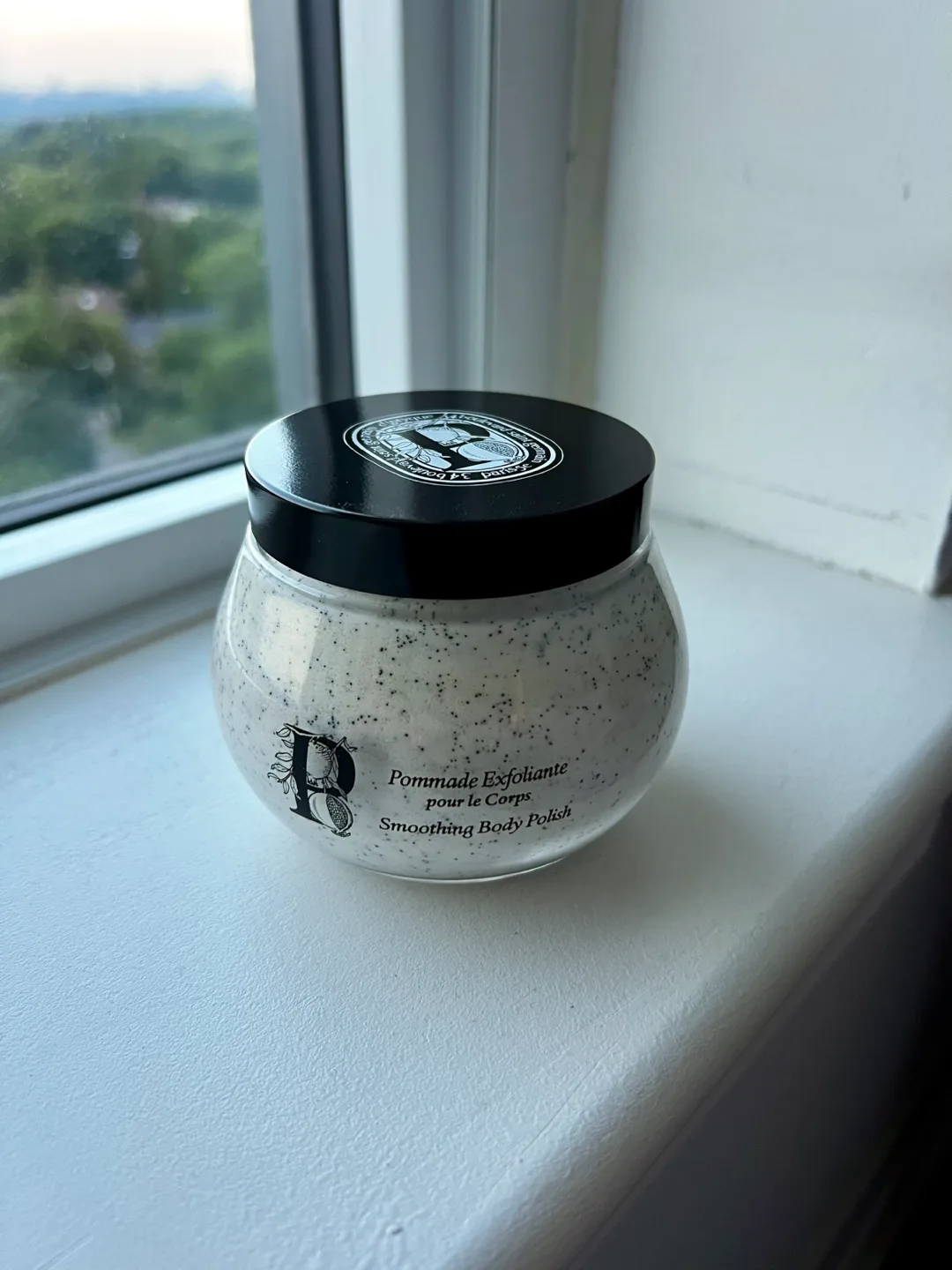 Diptyque Pommade Smoothing Body Polish image indicator(4)