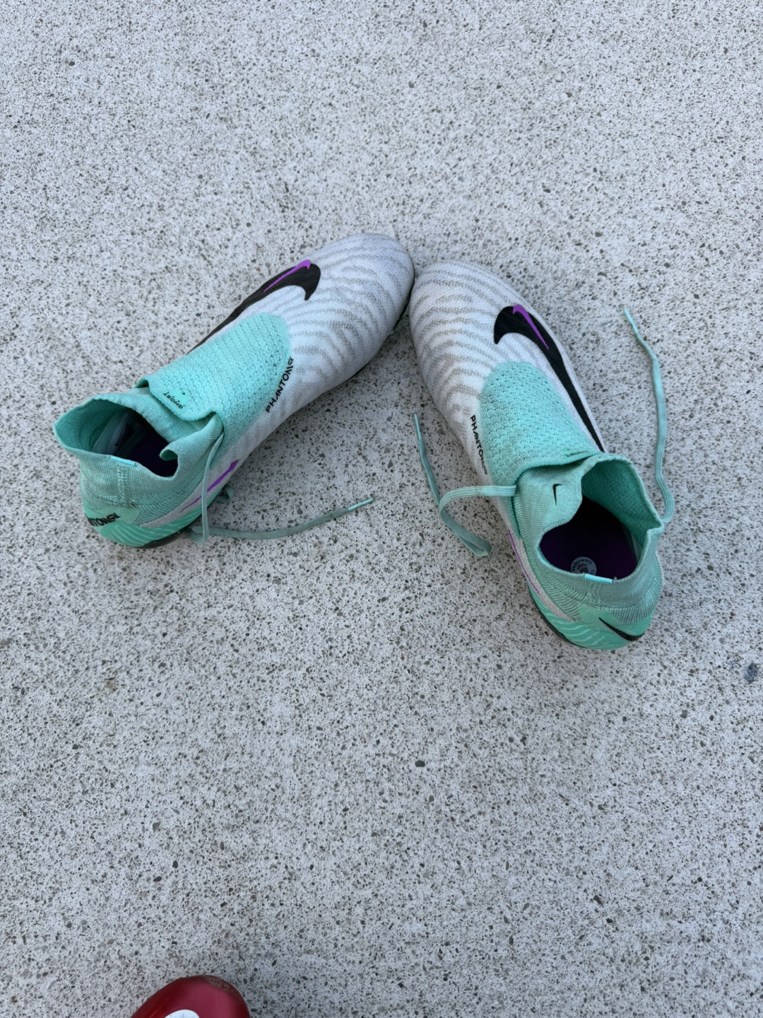 Nike Phantom Ghost Soccer Cleats (size US 9) - photo 4