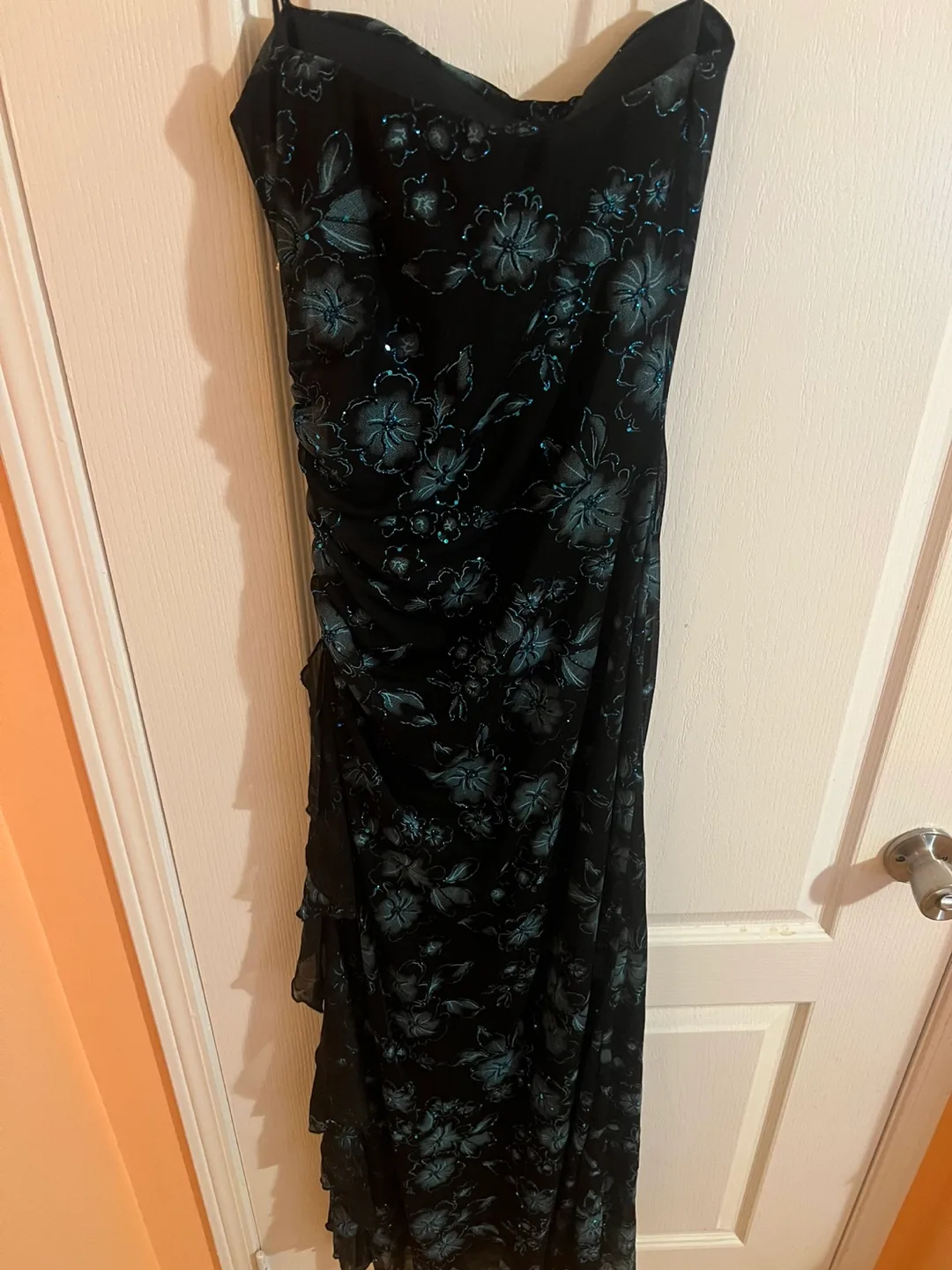 Prom dresses image indicator(2)