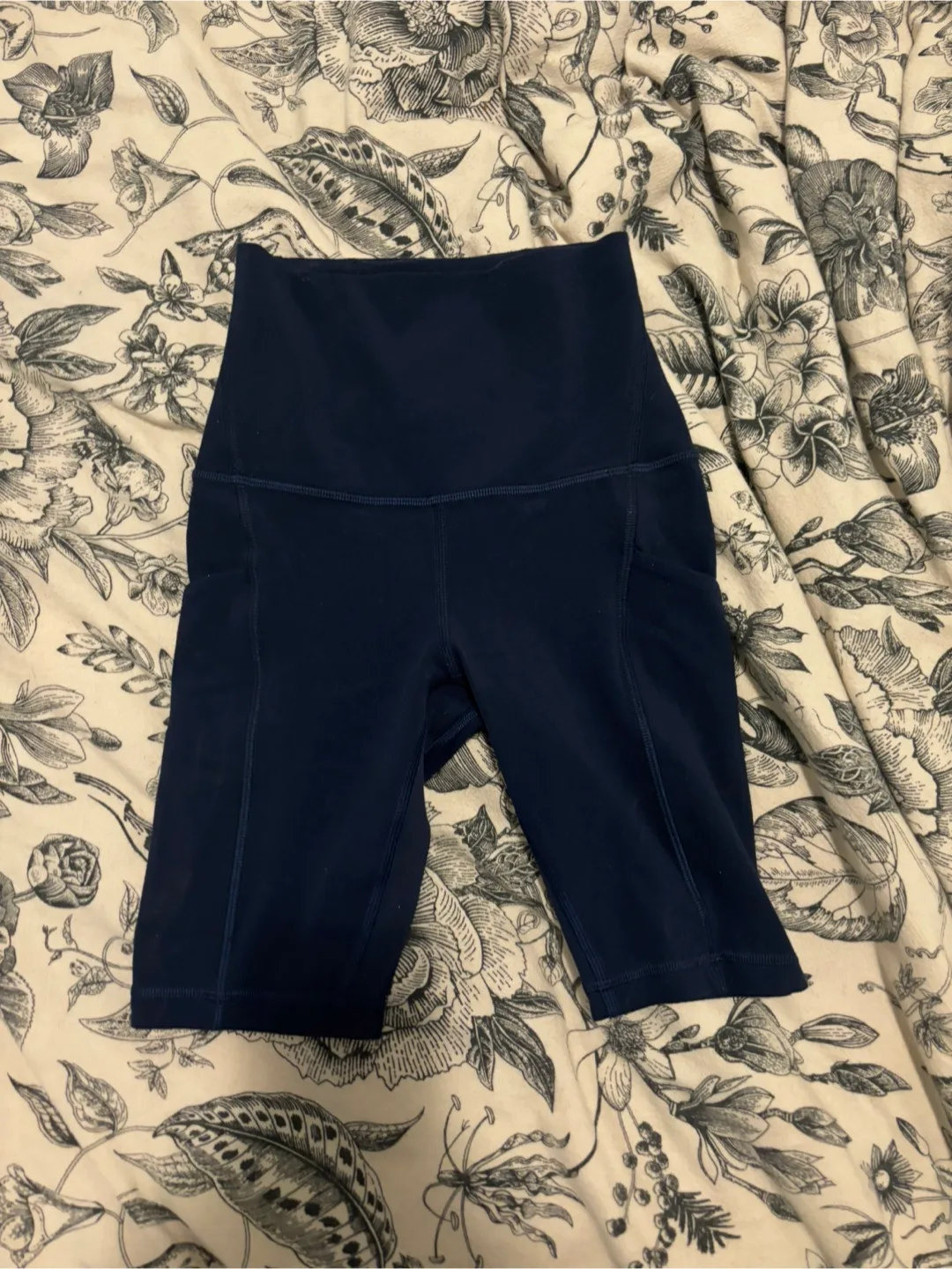 Lululemon Align High Rise Short 8" Navy Size 0 thumbnail