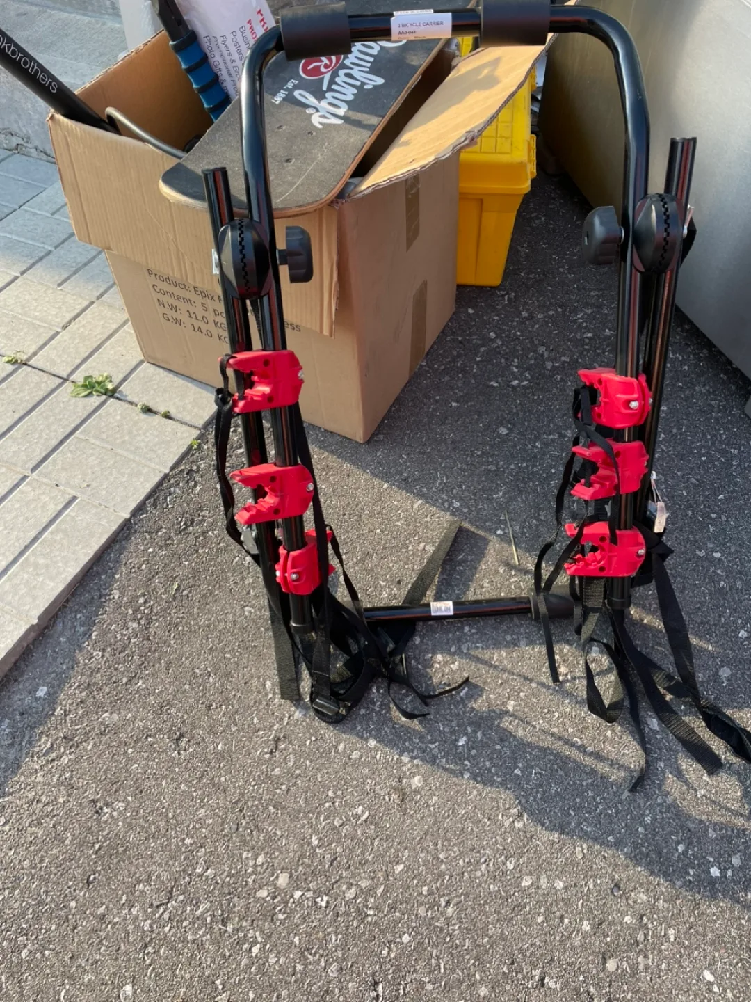 3 Bicycle Carrier - Black image indicator(2)