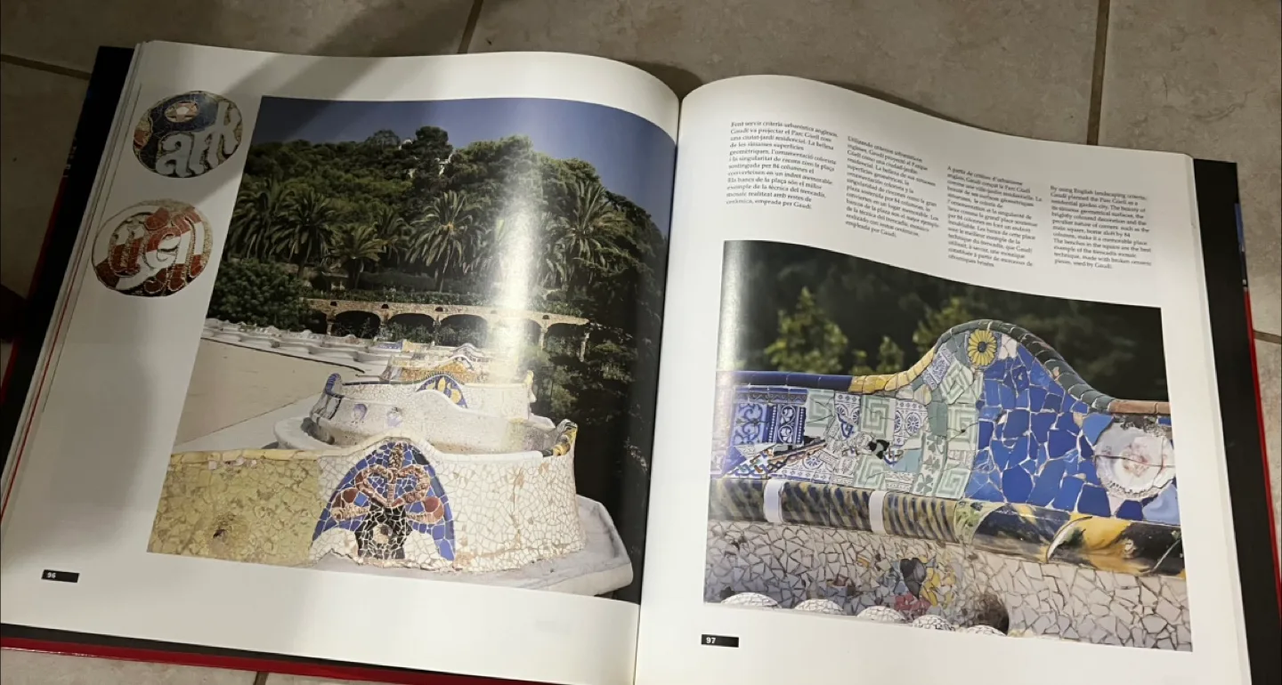 Barcelona Book #freecycle 🇨🇦 image indicator(2)