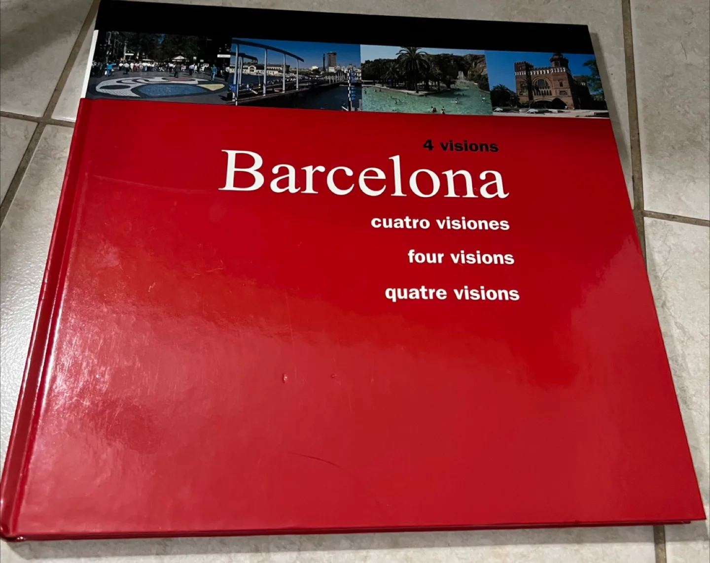 Barcelona Book #freecycle 🇨🇦 thumbnail