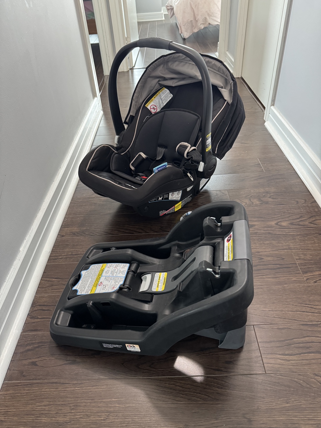 Graco SnugRide SnugLock 35 Infant Car Seat
