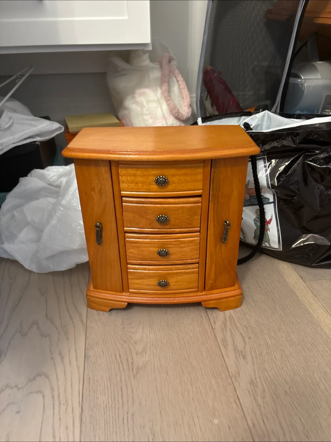 Wooden Jewellery Box with Mirror thumbnail