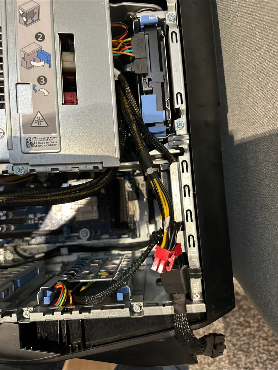 Alienware Aurora R7 Gaming PC image indicator(4)