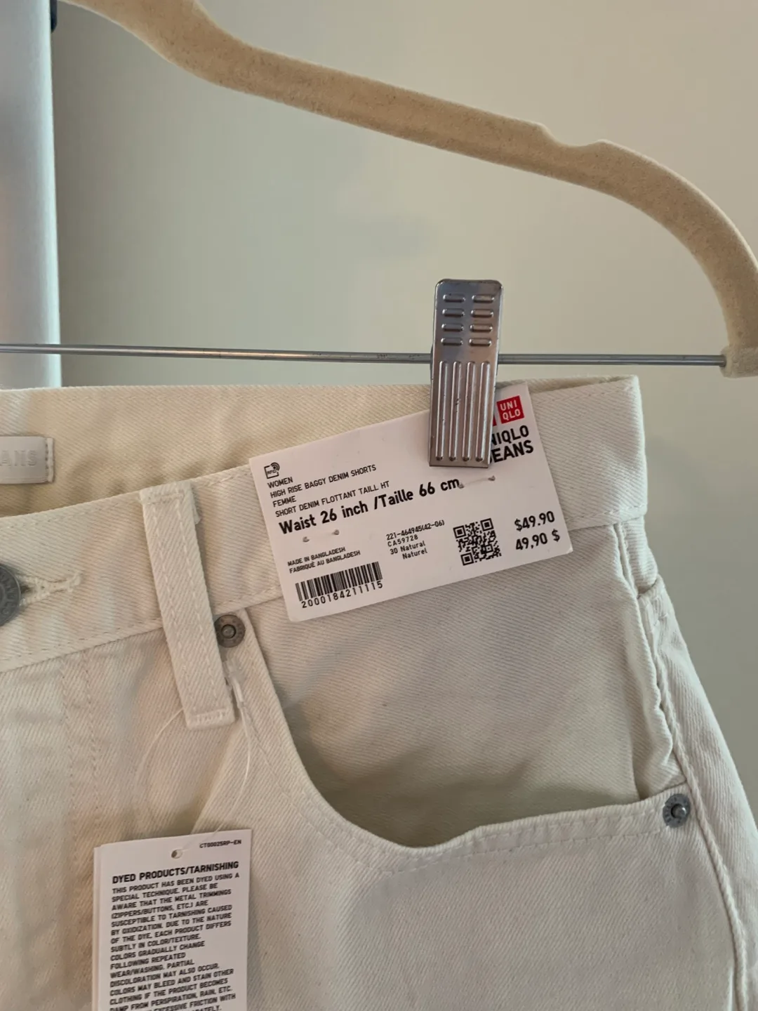 Uniqlo High Rise Baggy Denim Shorts - Size 26 image indicator(2)