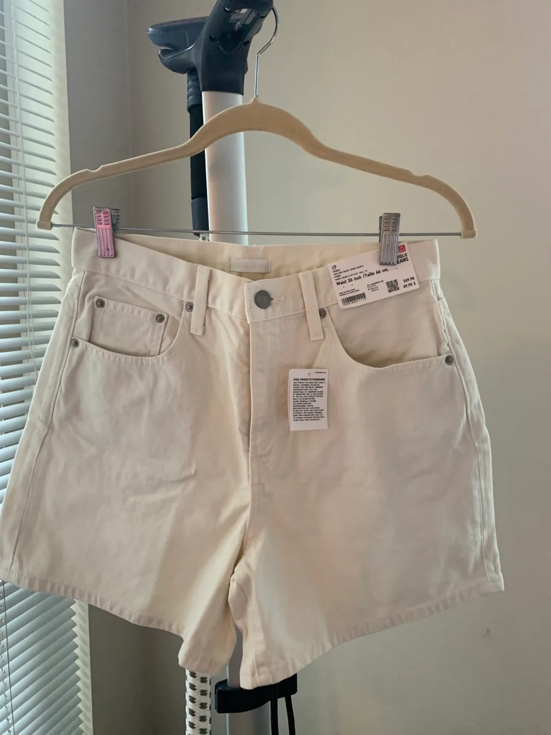 Uniqlo High Rise Baggy Denim Shorts - Size 26 thumbnail