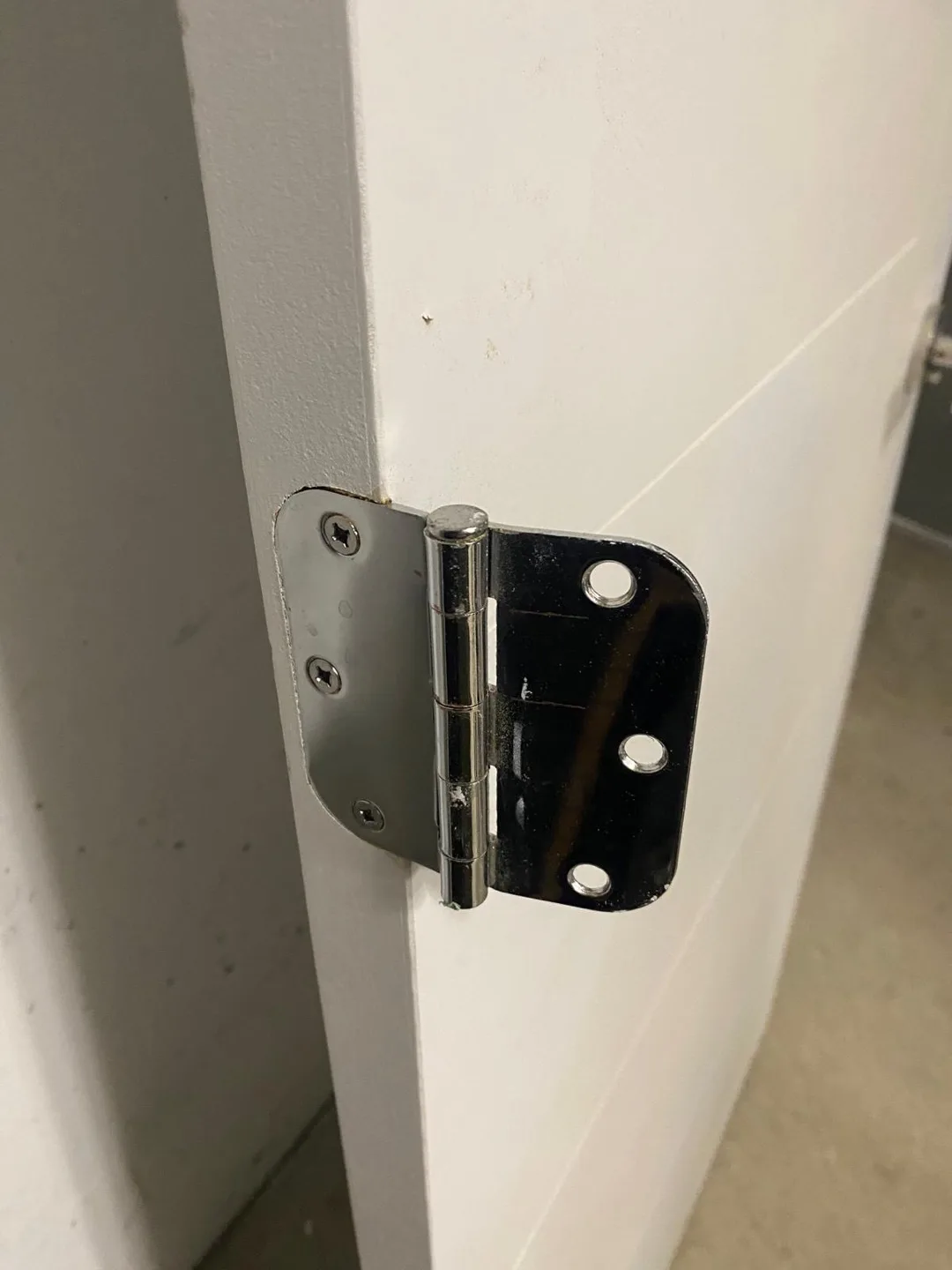 White Interior Door with Hardware image indicator(3)