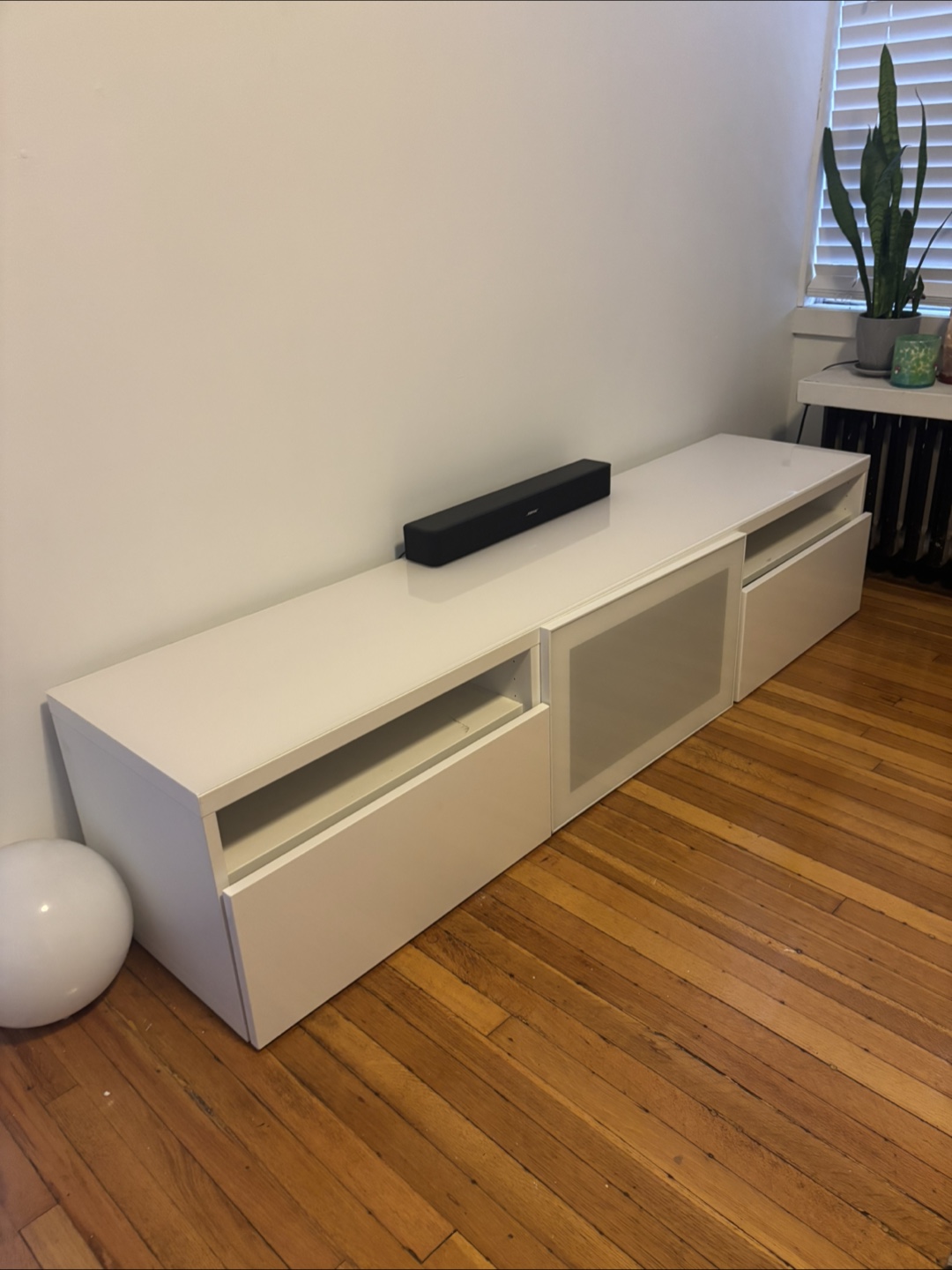 IKEA Besta White TV Unit