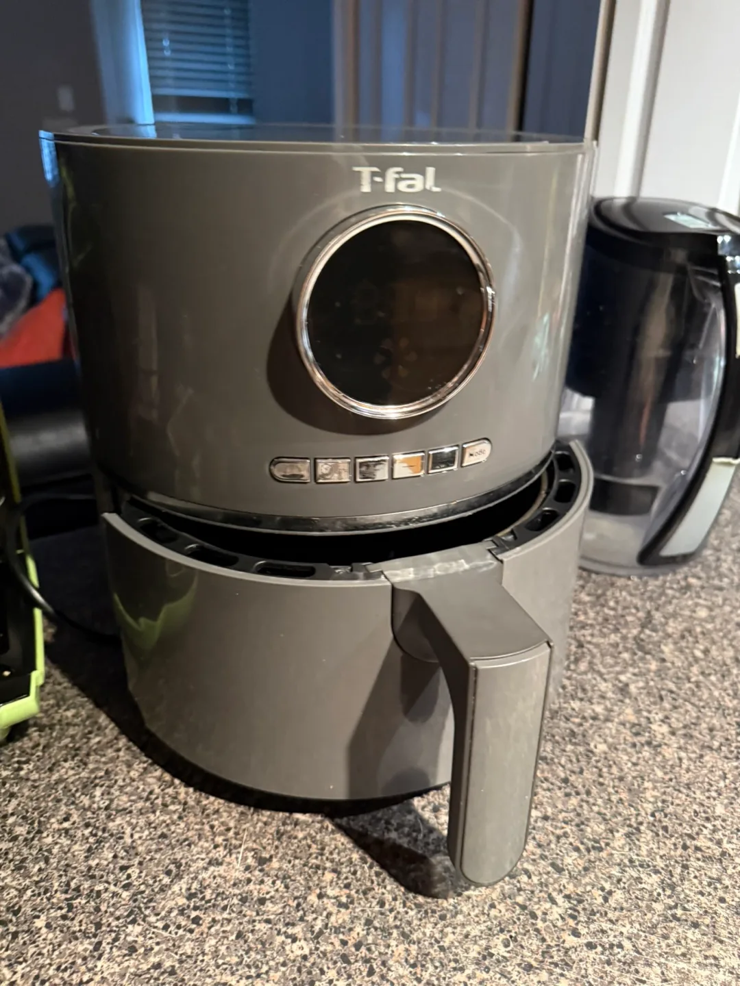 T-fal Fry Delight FX1000 Air Fryer thumbnail