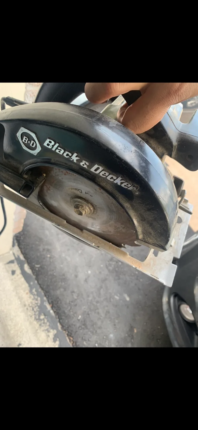 Black & Decker Circular Saw thumbnail