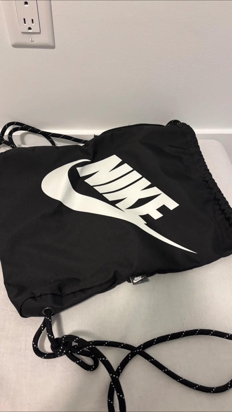Nike Drawstring Bag thumbnail