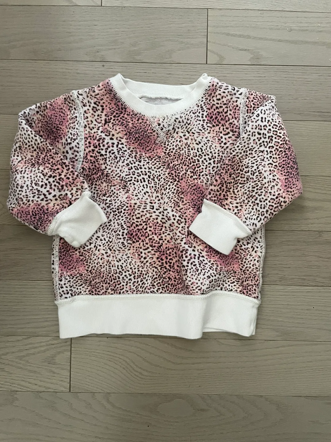 🇨🇦🍁The Children's Place Girl's Sweatshirt - Size 3T thumbnail