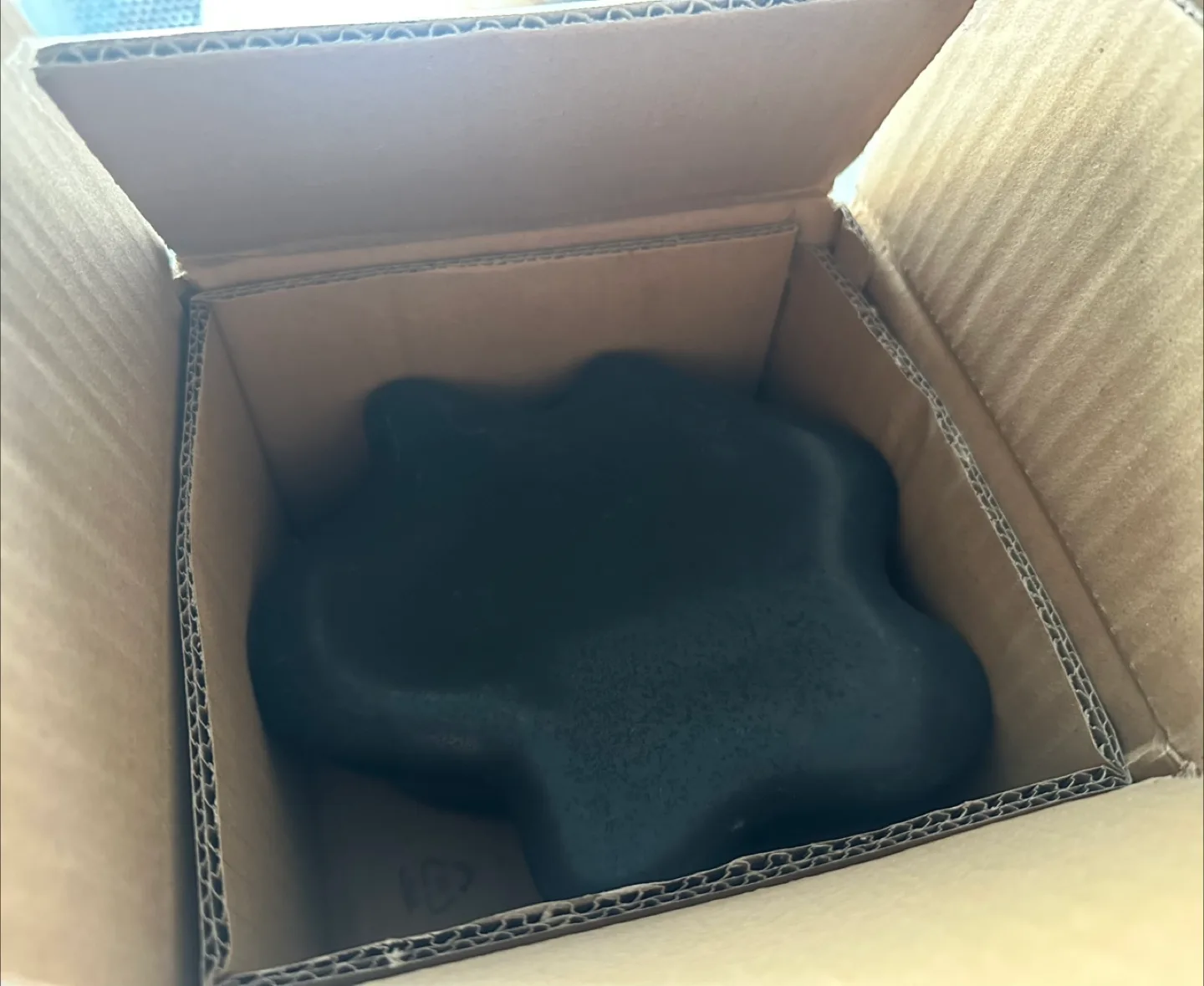 H&M Sundried Scent Linen Lava Stone Diffuser image indicator(4)