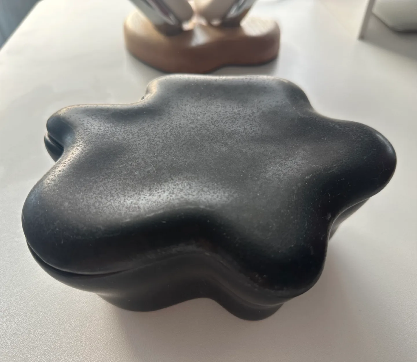 H&M Sundried Scent Linen Lava Stone Diffuser image indicator(2)