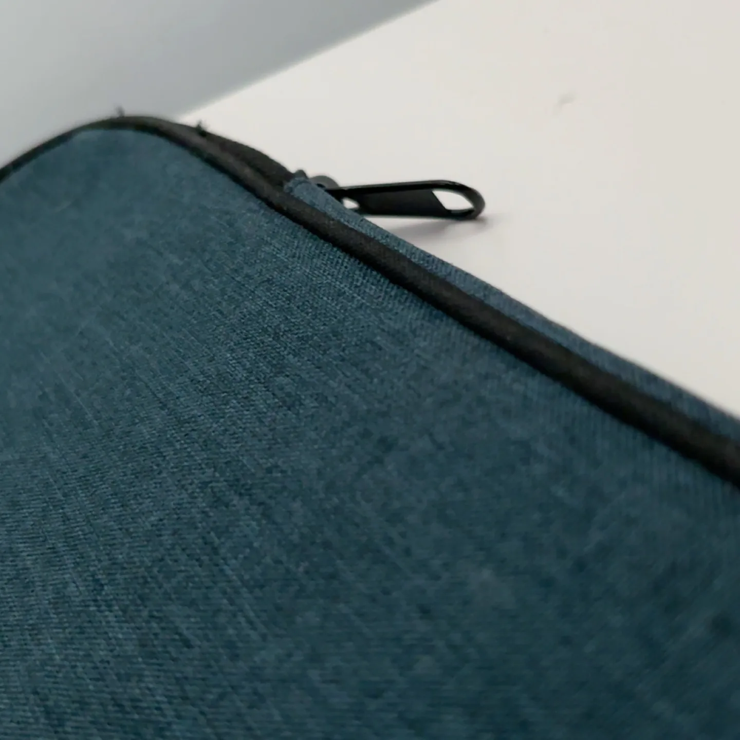 Blue Laptop Sleeve Case image indicator(4)