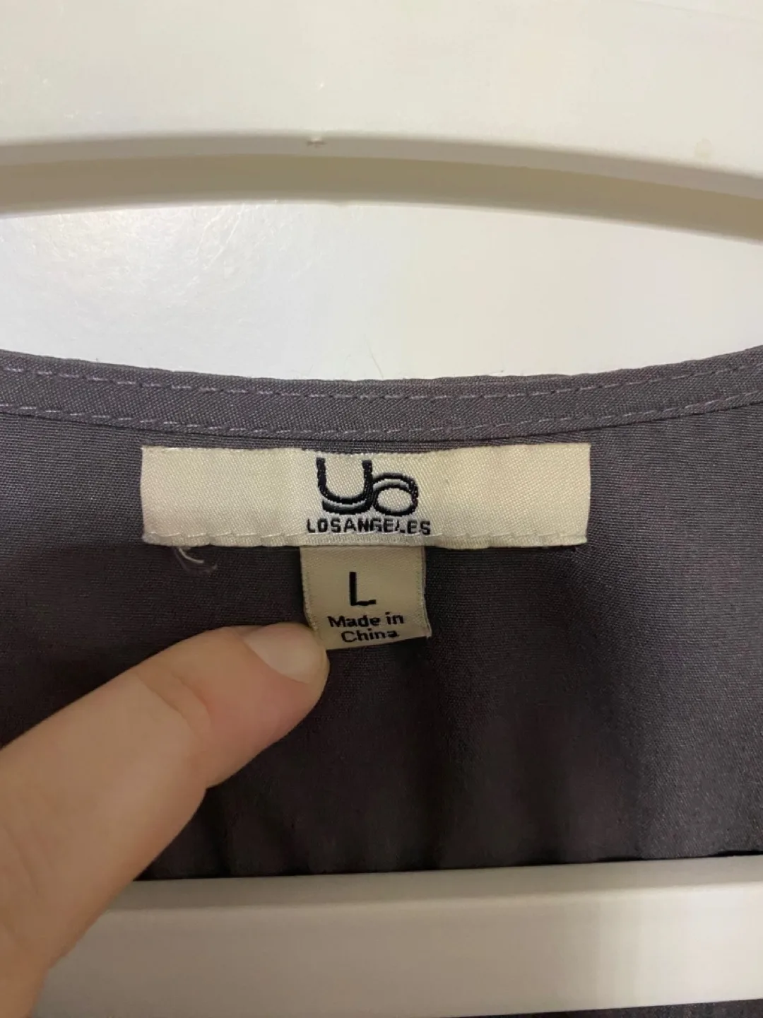 Grey Tunic Shirt - Size L 🇨🇦 image indicator(3)