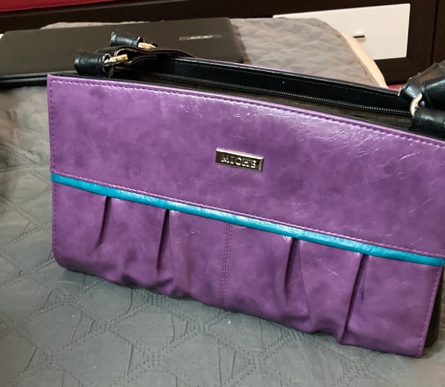 ✨collection of 1 Miche Handbag with 9 Interchangeable Covers image indicator(8)