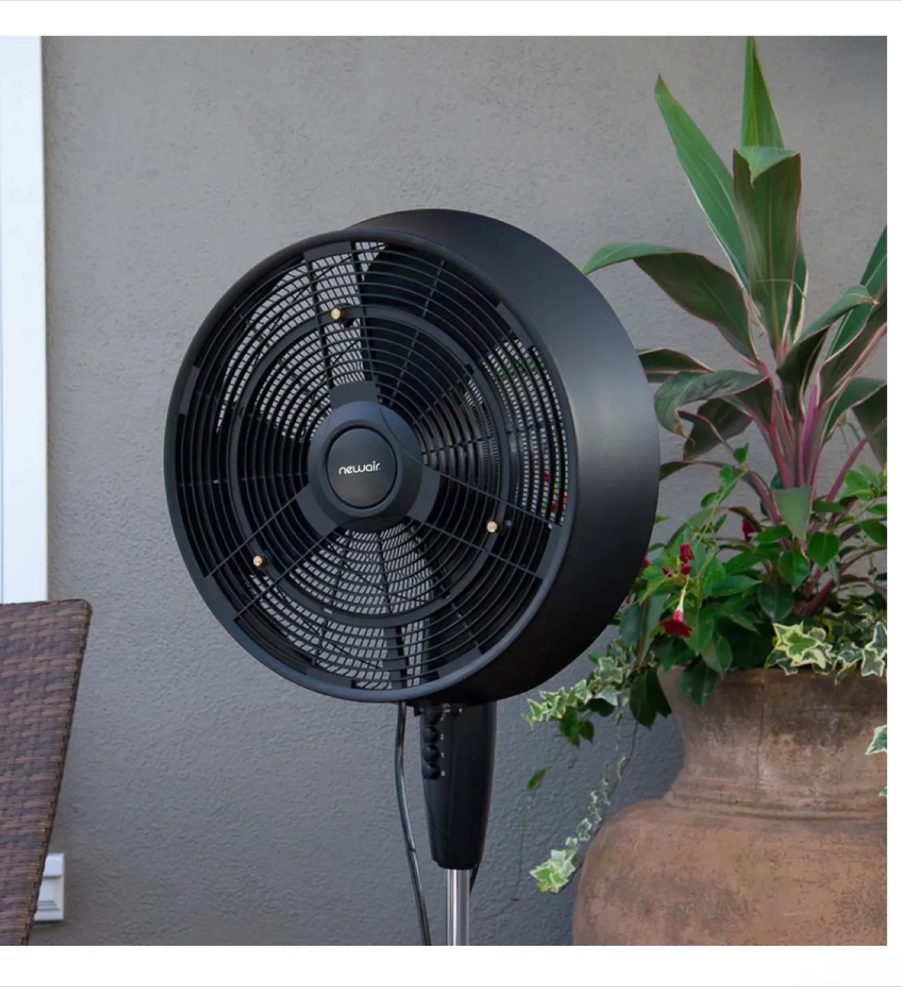 Newair Outdoor Misting Fan - Black image indicator(4)