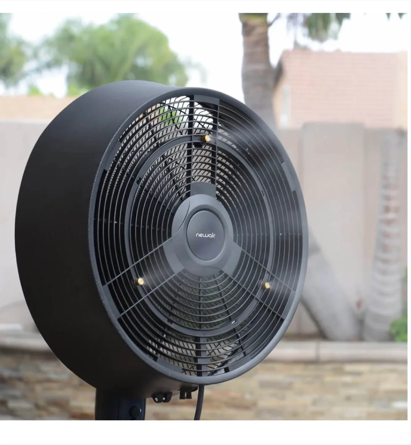 Newair Outdoor Misting Fan - Black image indicator(3)