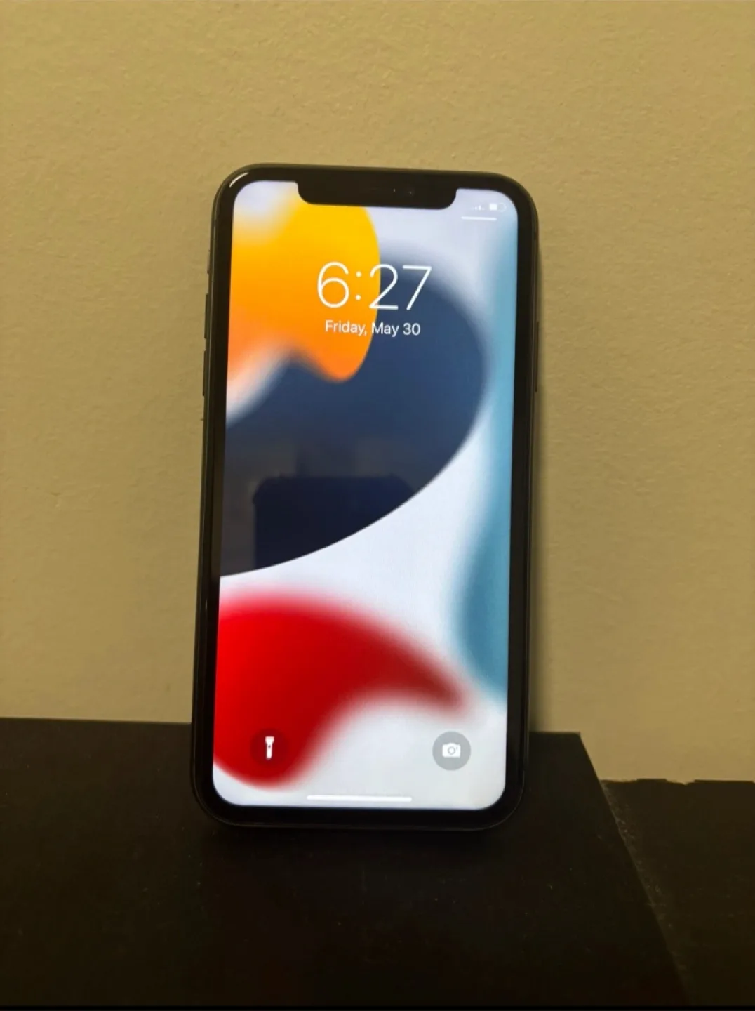 Apple iPhone 11 - Red thumbnail