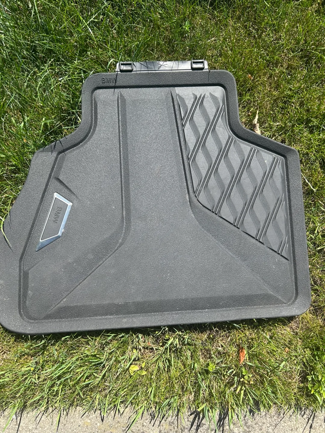 BMW All Weather Floor Mats - Black image indicator(2)