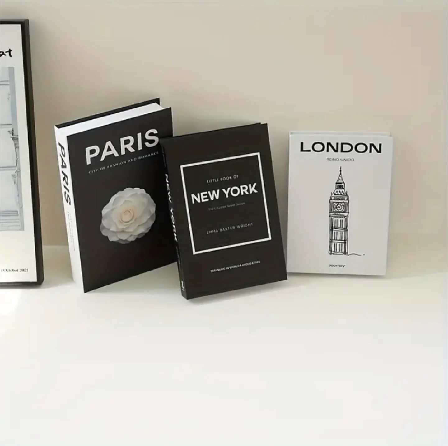 Decorative Books: London, New York, Paris image indicator(2)