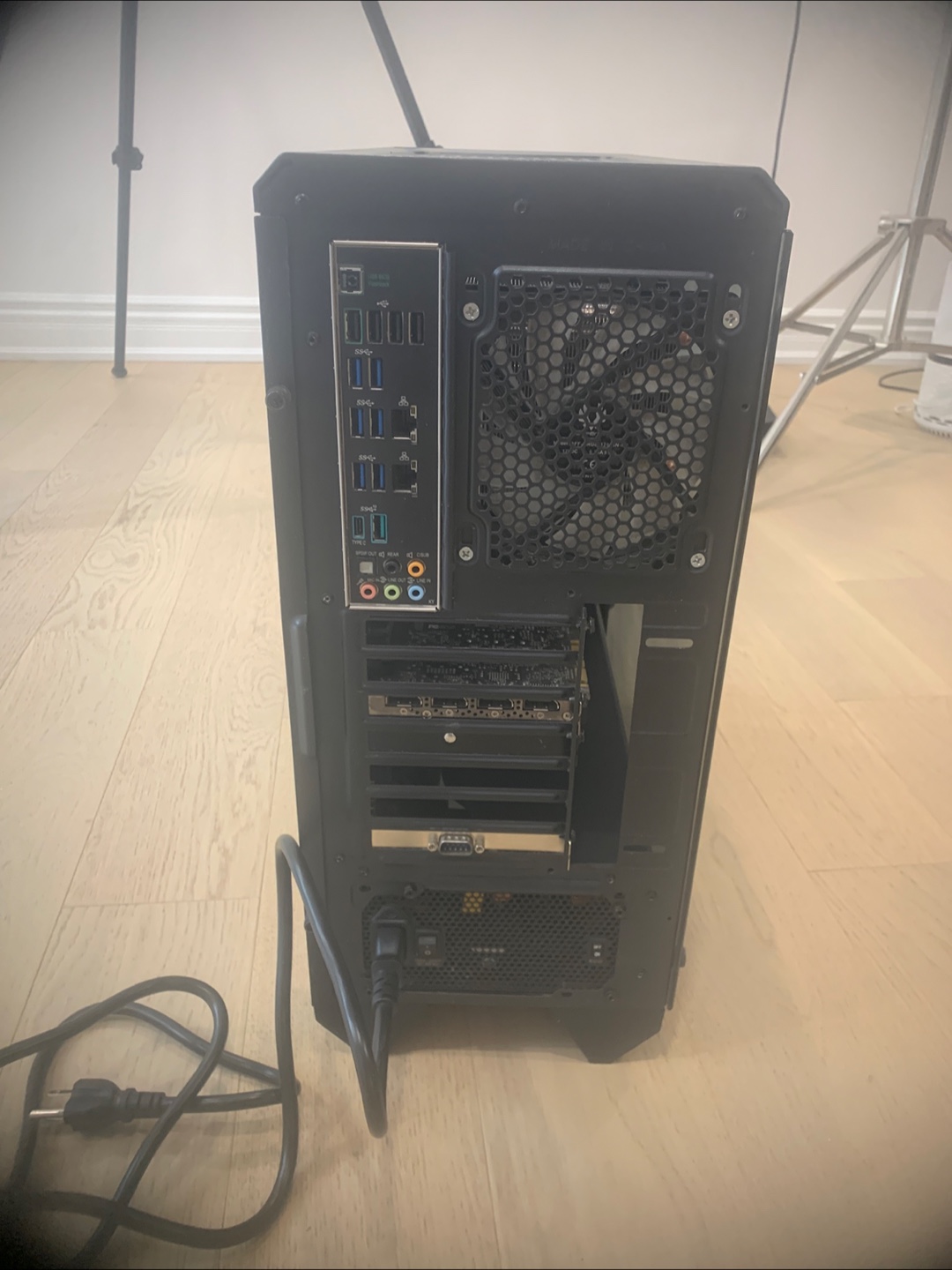 ASUS Customized workstation PC desktop (custom built) - photo 3