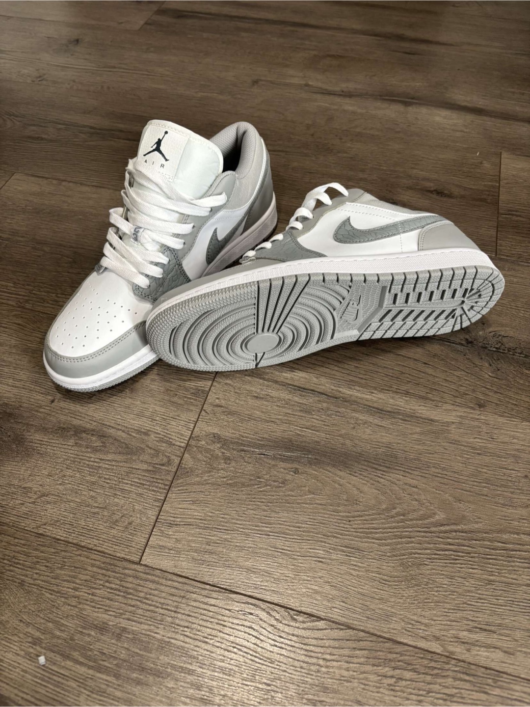 Nike Air Jordan 1 Low - photo 2