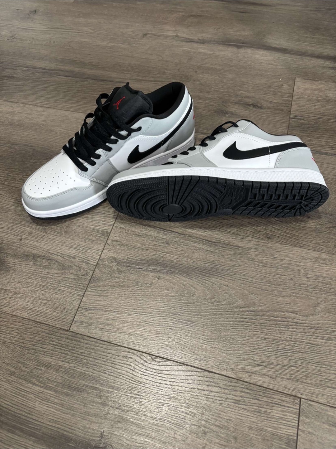 Nike Air Jordan 1 Low - photo 2
