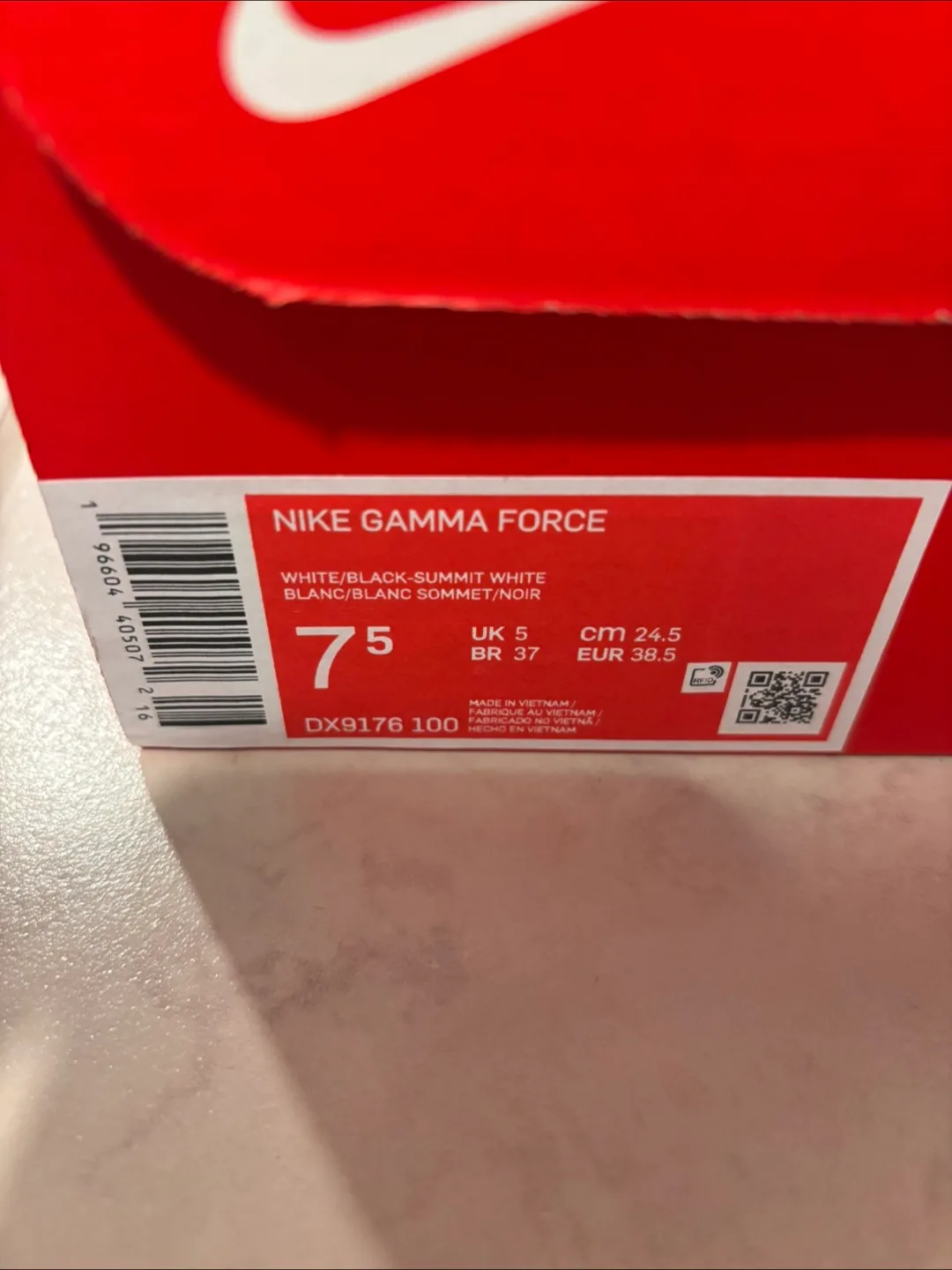 Nike Gamma Force White/Black Sneakers - Women's 7.5 image indicator(3)