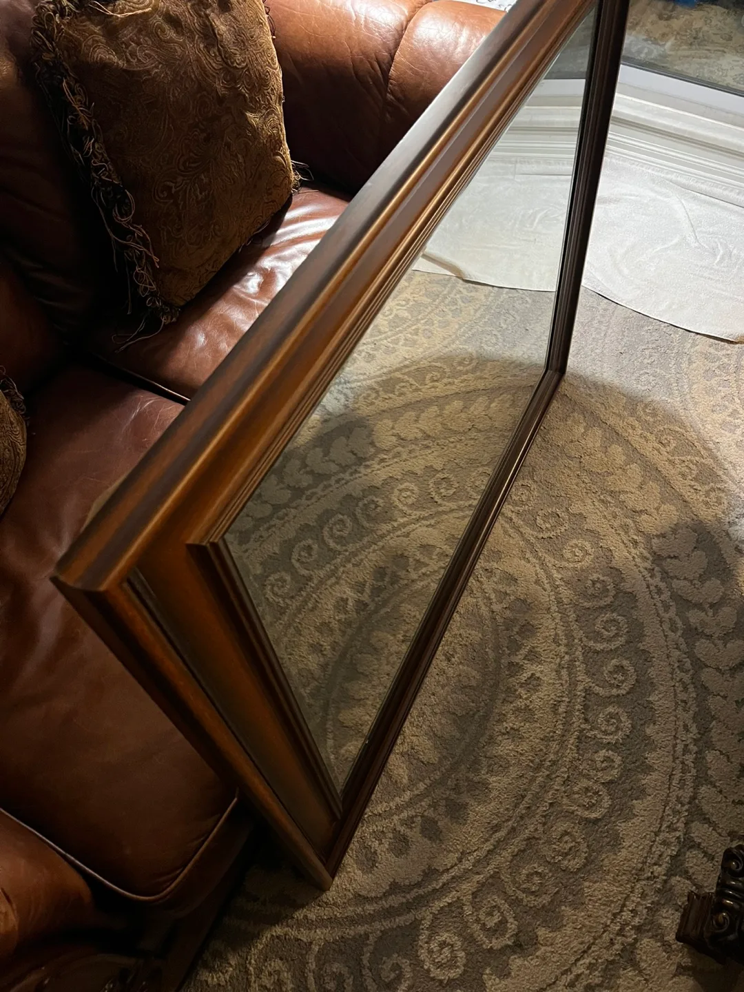 Large Framed Wall Mirror image indicator(3)