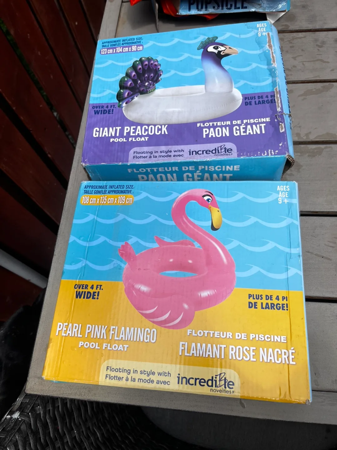 🇨🇦 Incredible Novelties Pool Floats: Giant Peacock & Flamingo thumbnail