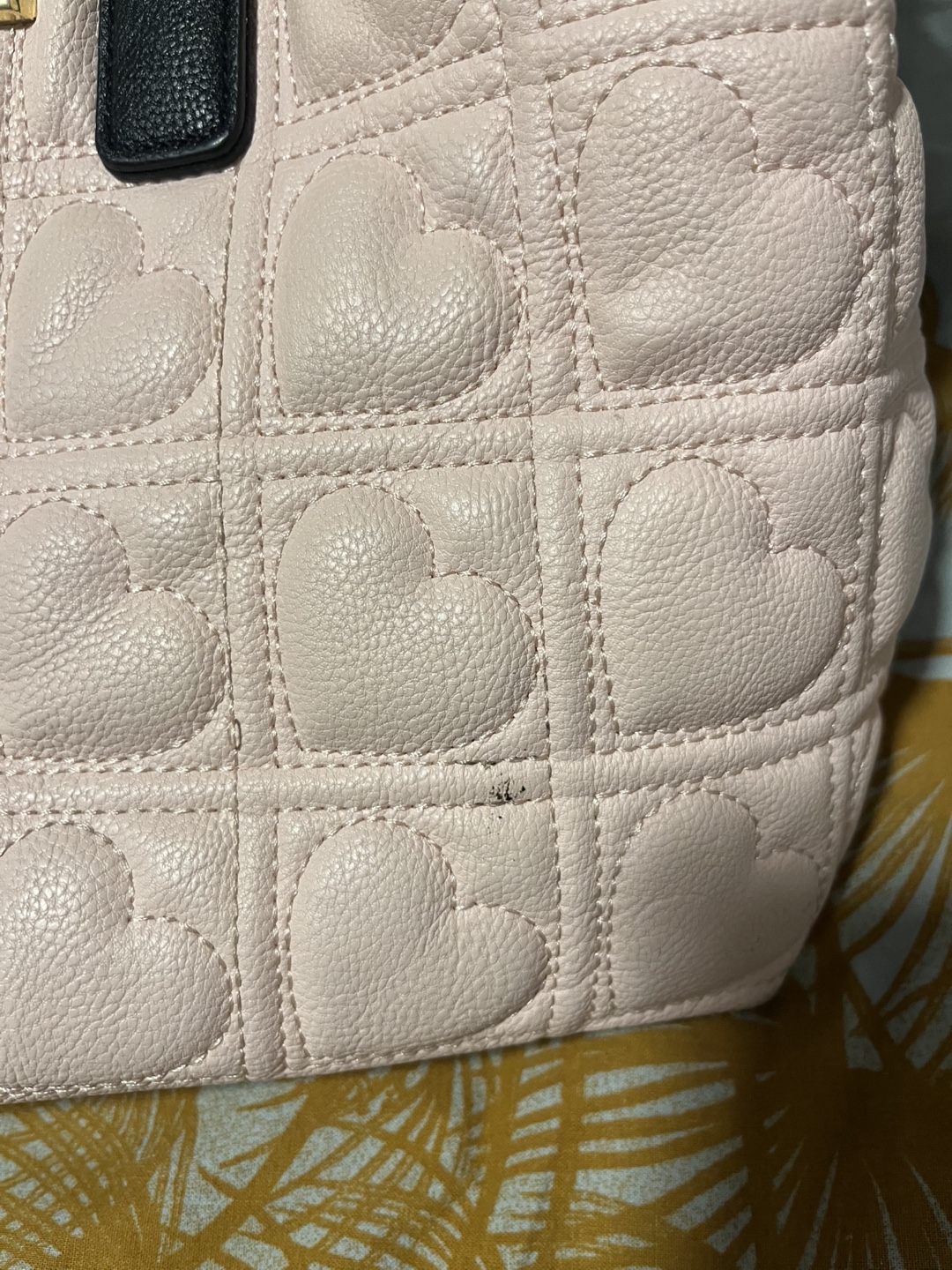 Modalu London Grey Handbag & Betsey Johnson Pink Purse - photo 3