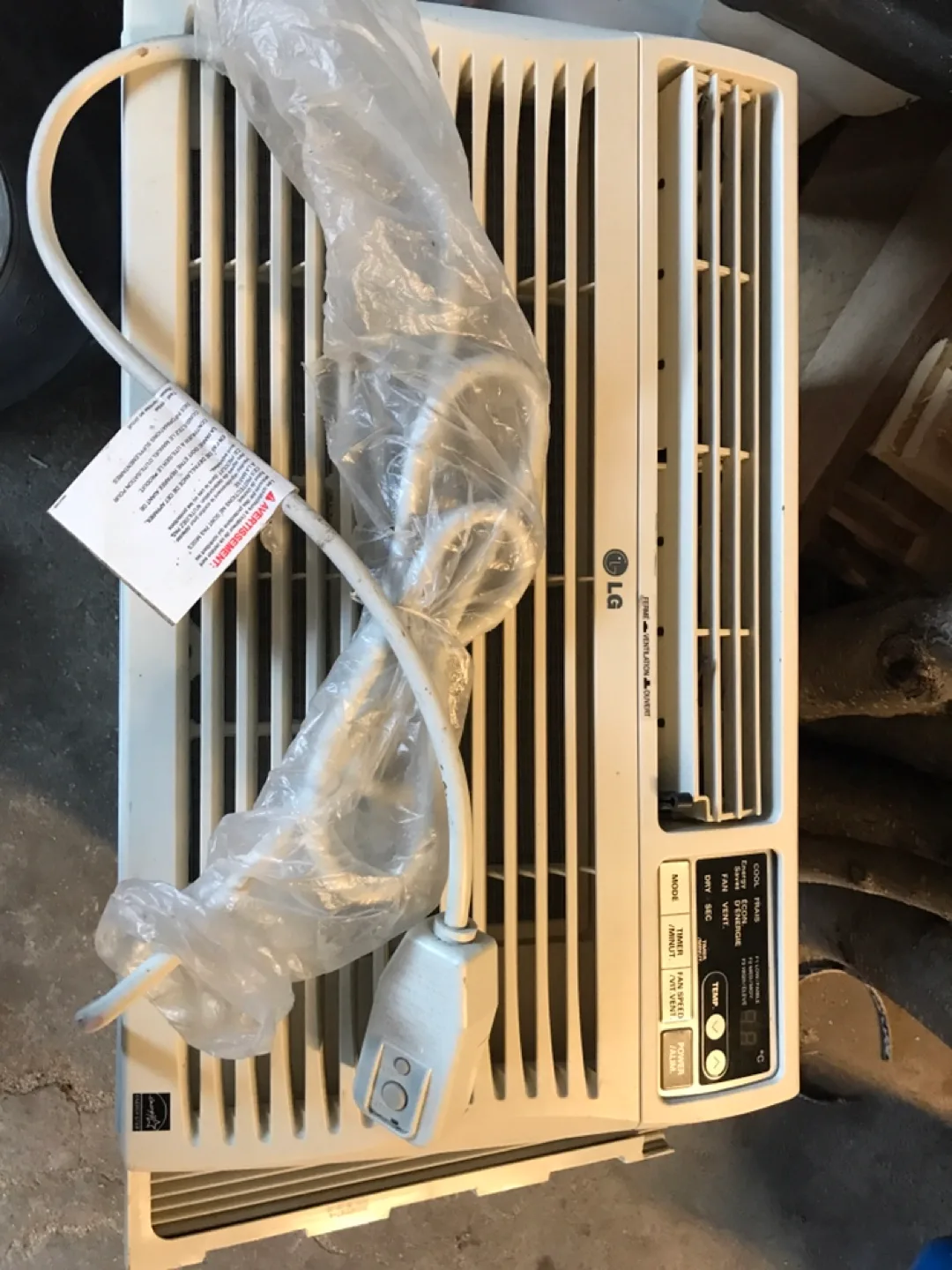 LG LW8013ER 8,000 BTU Window Air Conditioner image indicator(2)