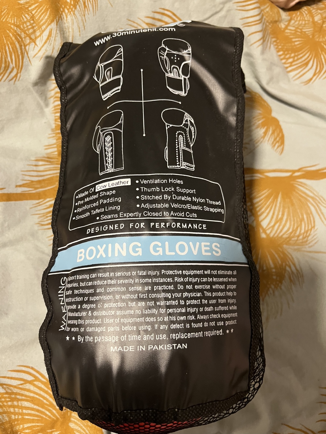 30 Minute Hit Boxing Gloves, Red, 10oz - photo 3