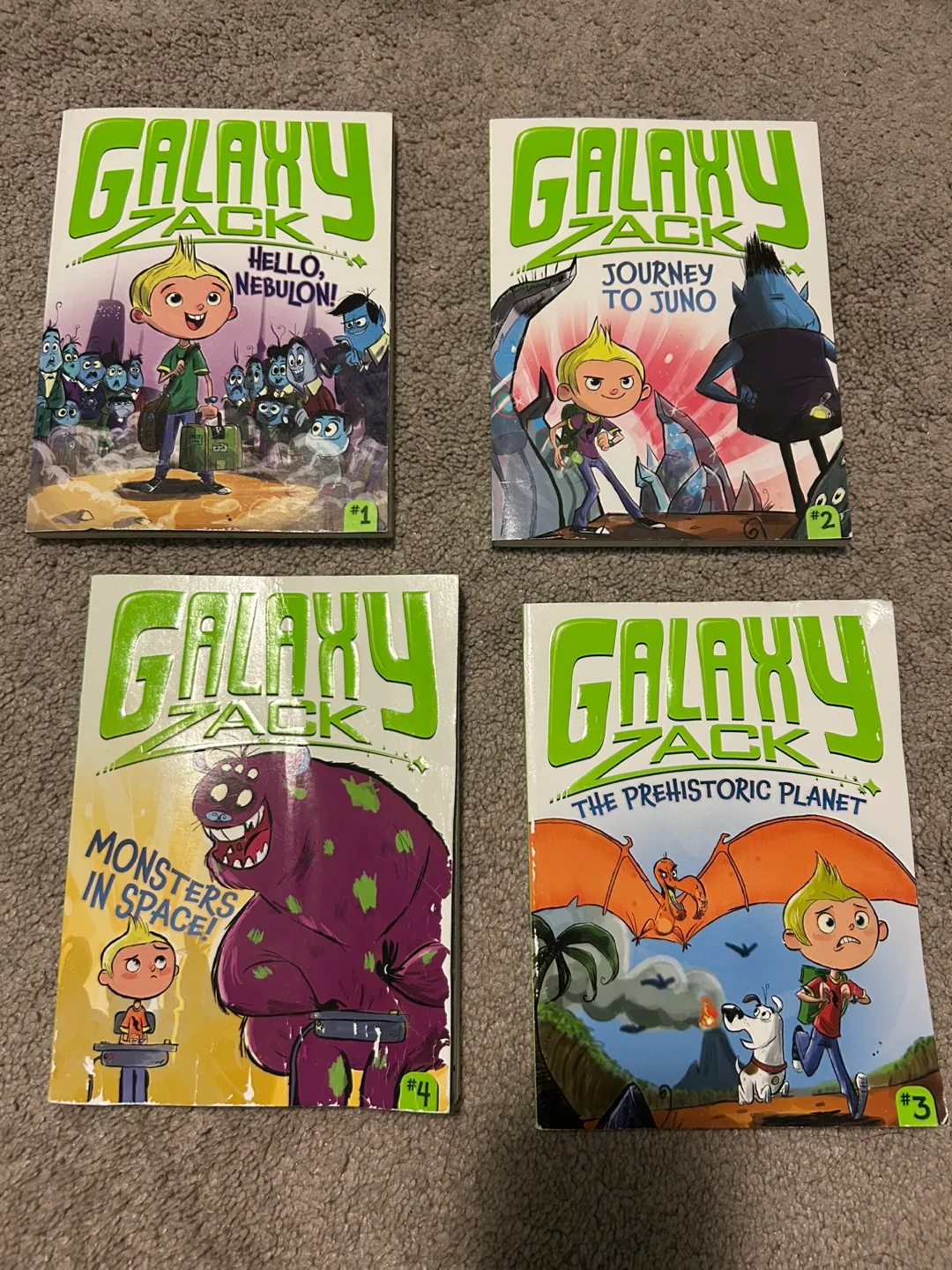 Galaxy Zack Book Series 1-4 🇨🇦 thumbnail