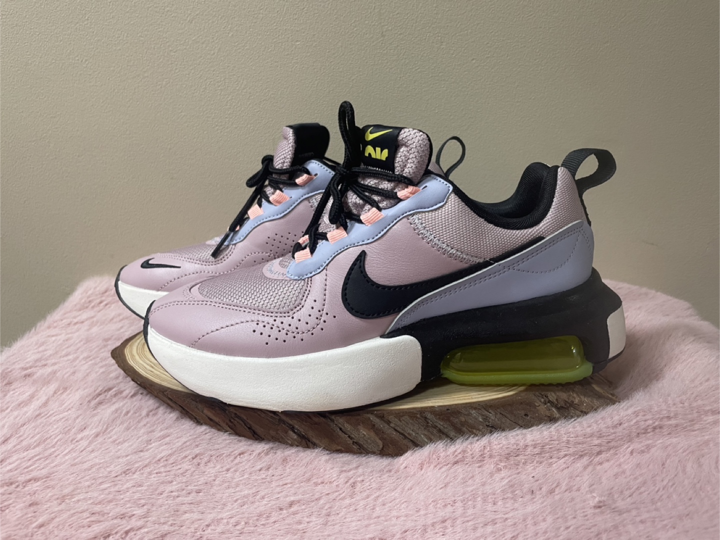 Nike Air Max Verona Sneakers - photo 3